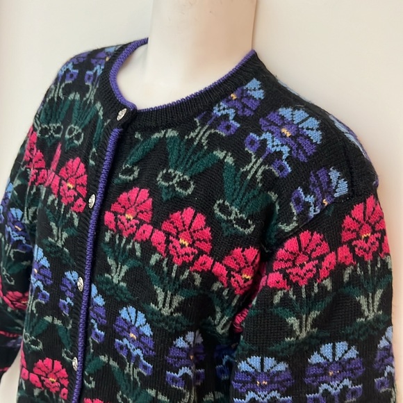 Deans Of Scotland | Vintage Floral Wool Cardigan (S-M) - Picture 3 of 12
